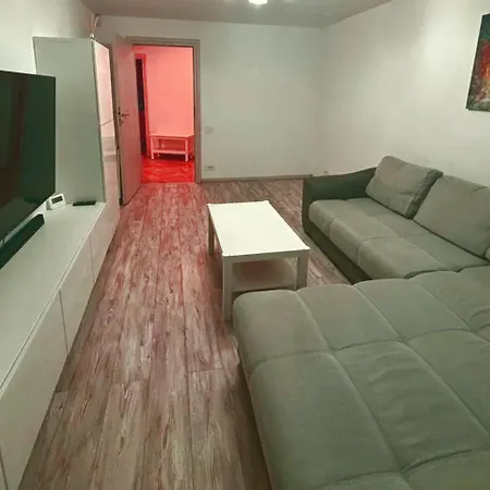 Apartament 4 Camere De Inchiriat